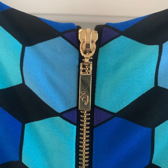 Geometric Shift Cocktail Dress - Picture 4 of 6